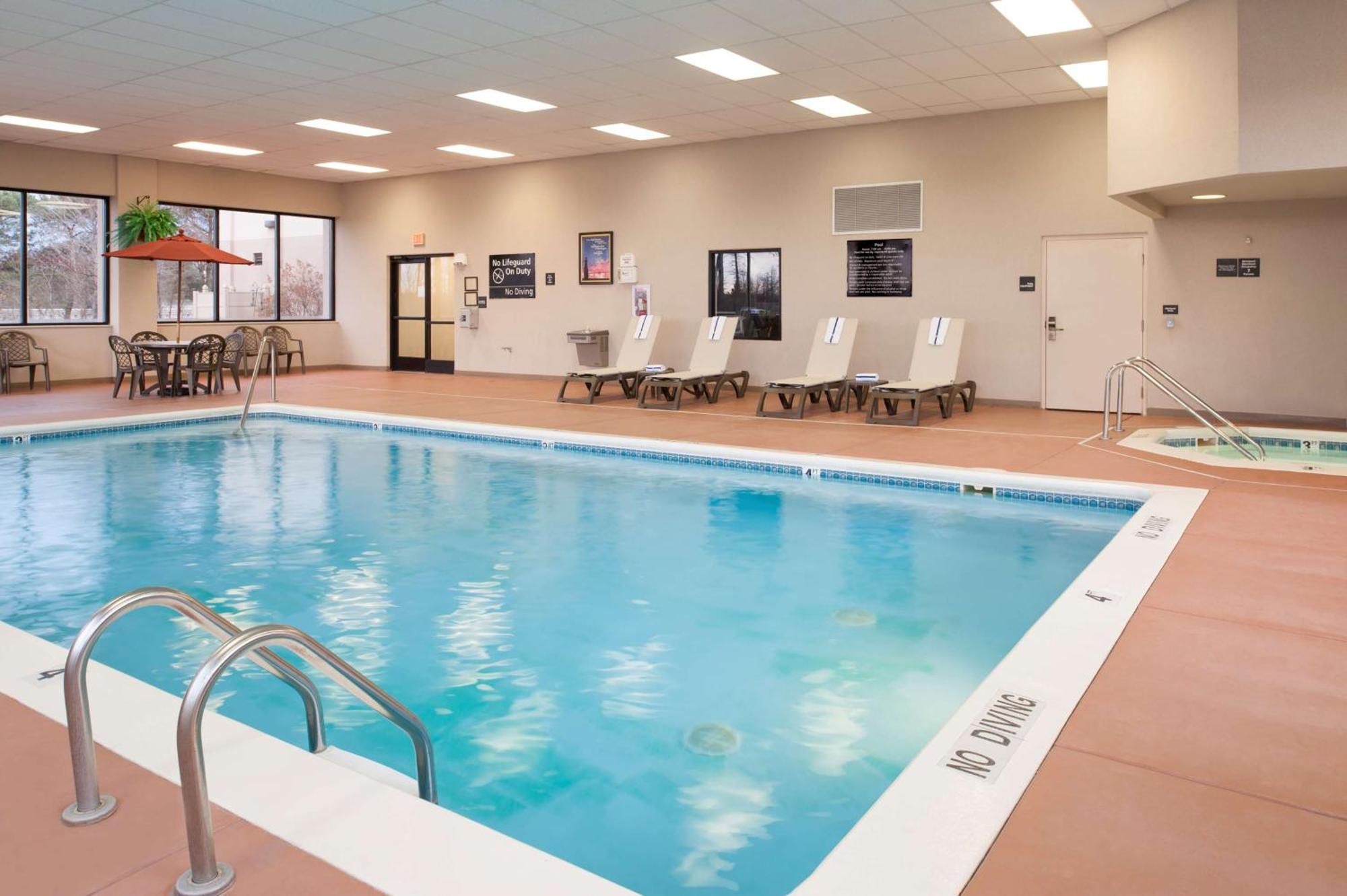 Hampton Inn Muskegon Muskegon Heights Εξωτερικό φωτογραφία